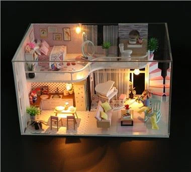 M035 Różowy drewniany domek dla lalek DIY